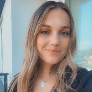 Meet your Posher, Victoria